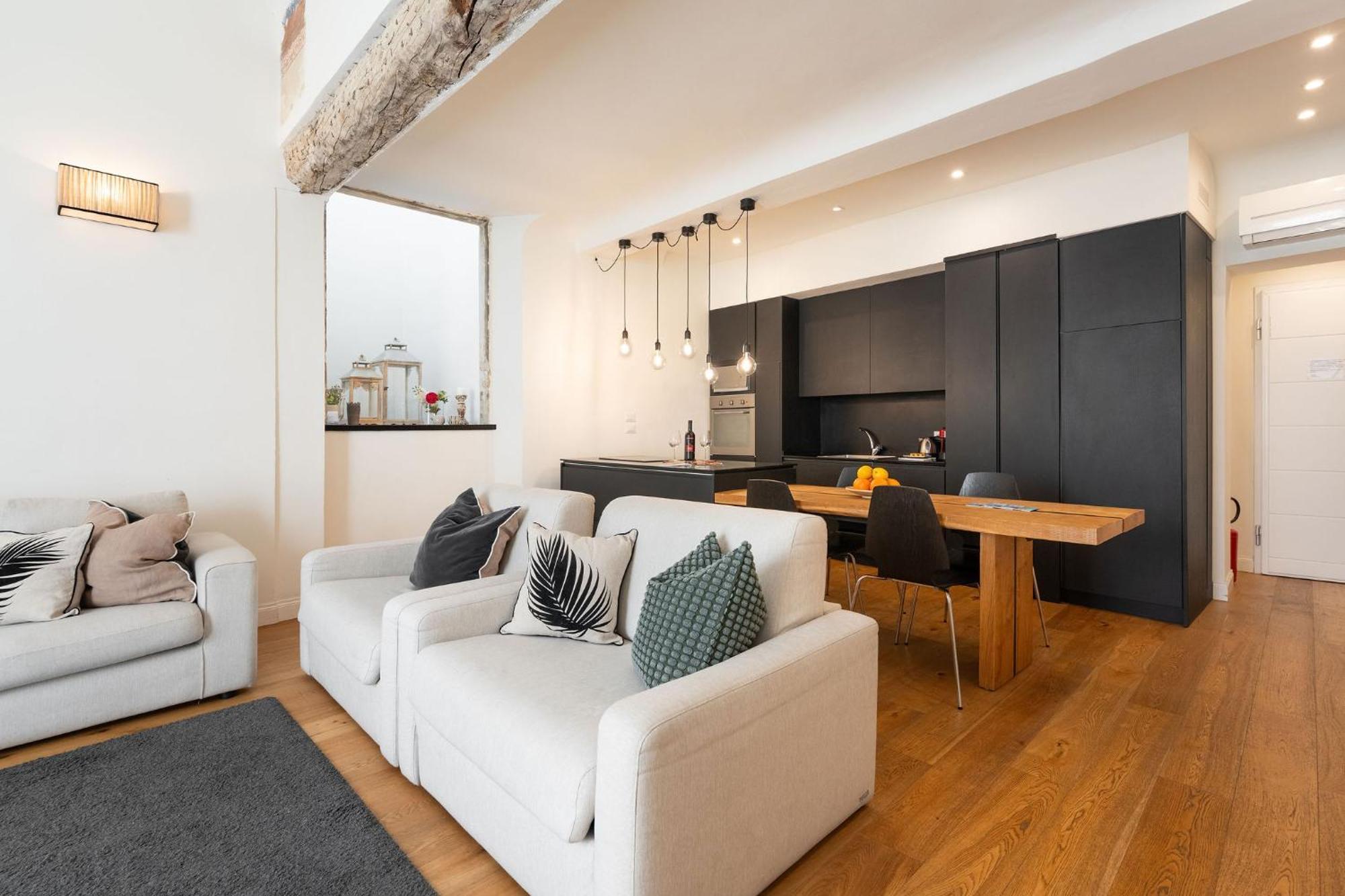 Ta - One Bedroom Luxury Apartment In The Fashion District Florenţa Exterior foto