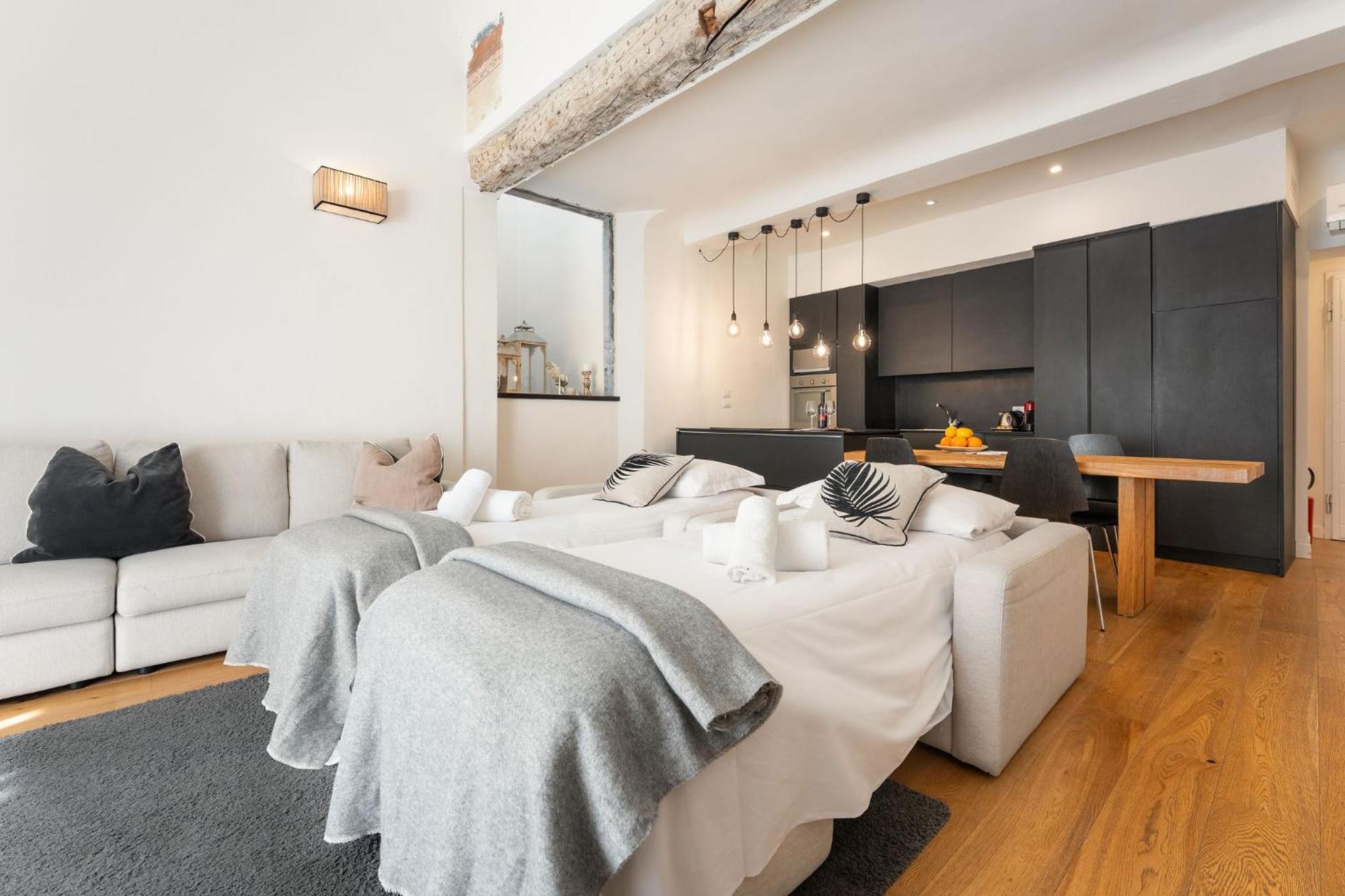 Ta - One Bedroom Luxury Apartment In The Fashion District Florenţa Exterior foto